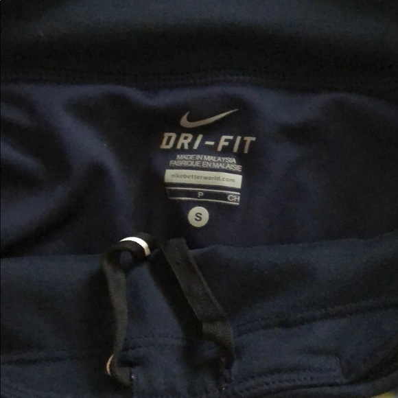 Nike shorts - Picture 3 of 3